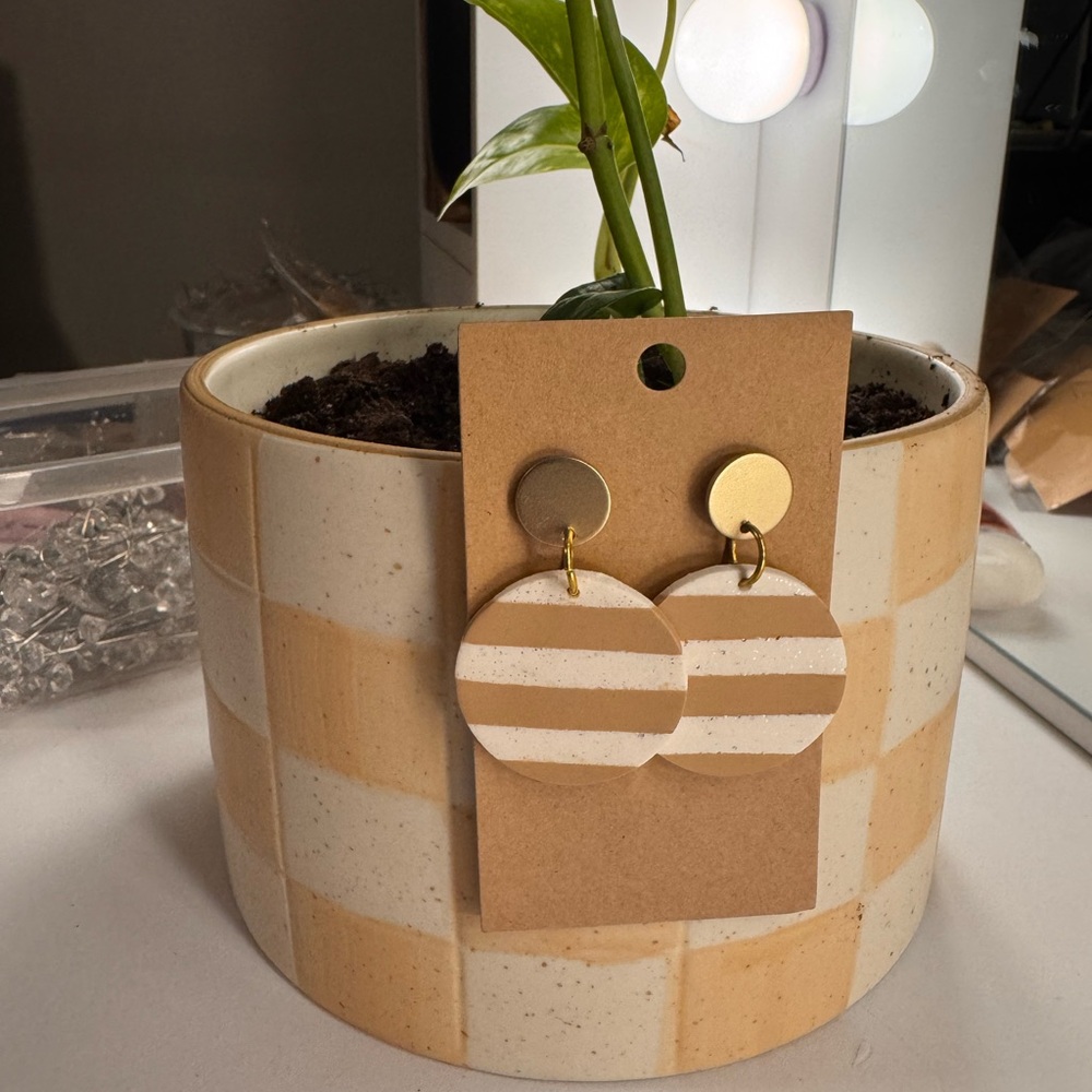 Striped Round Dangle Earrings in Beige and White